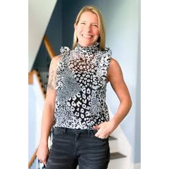 Olivaceous Black White Snow Leopard Sheer Sleeveless Blouse Top Small Tuxedo NEW - Picture 2 of 8